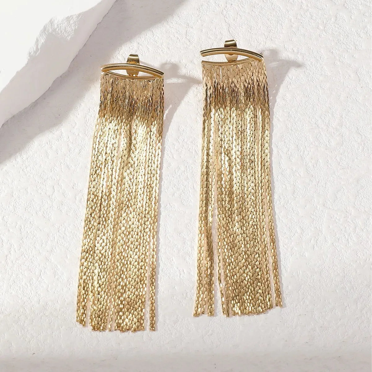 Boucles d’Oreilles Pompons Géométriques — Pendantes Tendance Femme, Or ou Argent