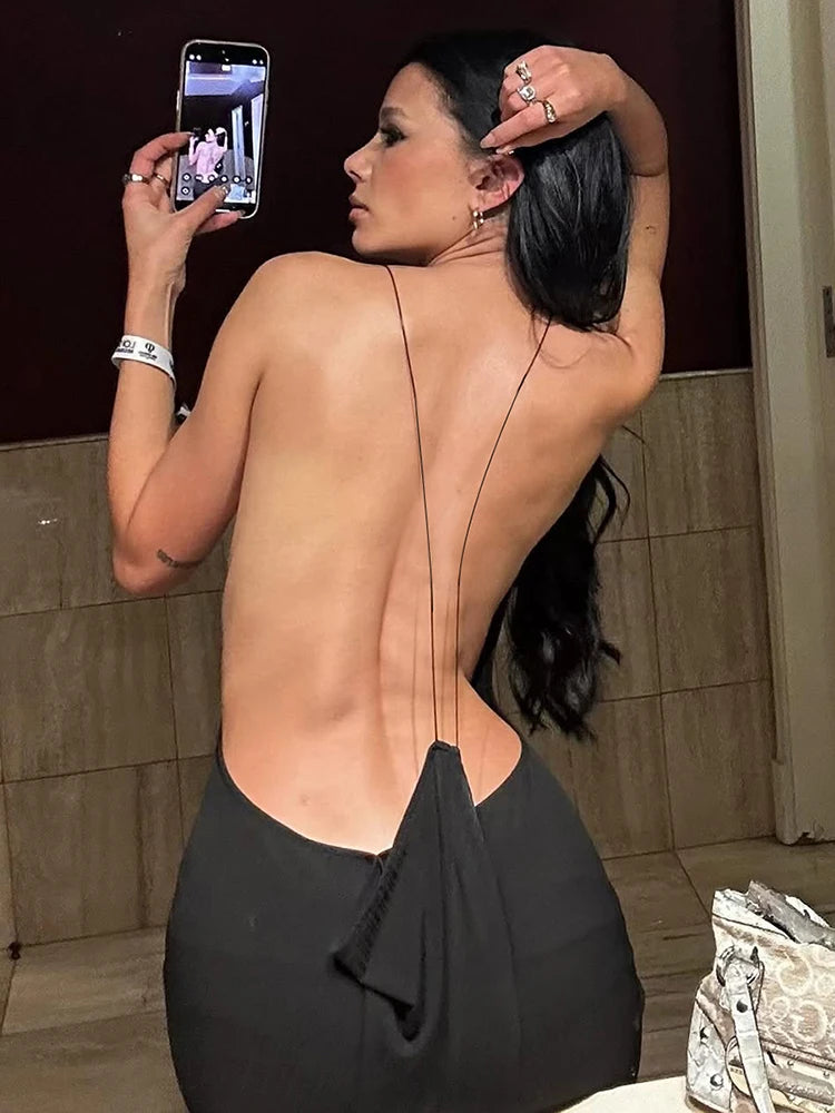 Robe Dos Croisé Metal Cube Sans Manches — Robe Soirée Club Sexy Femme