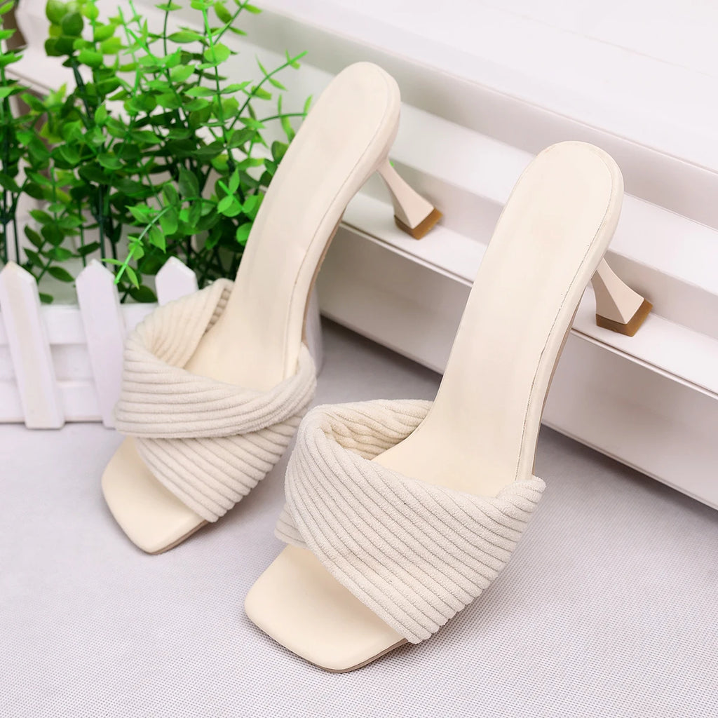 Sandales Talon Haut Bout Carré Slip-On Femme — Confort & Tempérament Été 2025