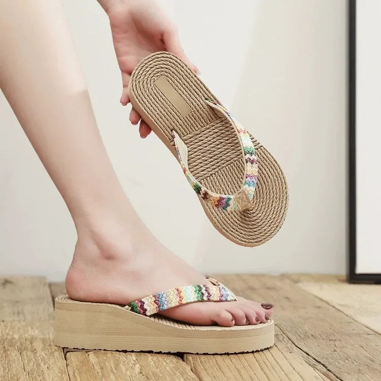 Tongs Femme Style Ethnique – Sandales Plates Confortables Antidérapantes