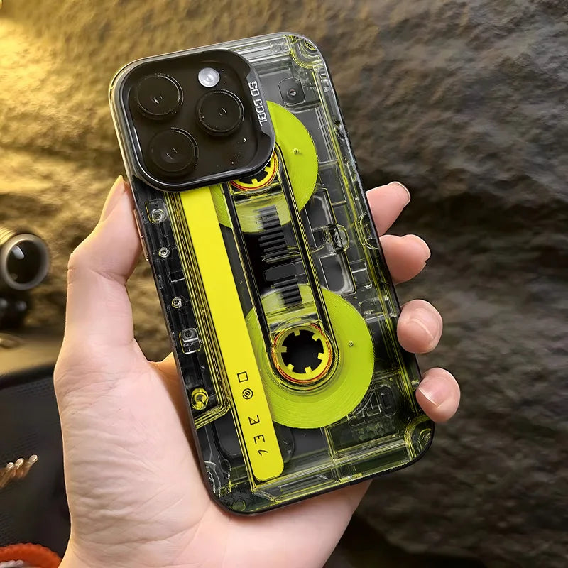 Coque Créative Cassette Tape — iPhone 11 à 17 Pro Max, Anti-Chute, Mat