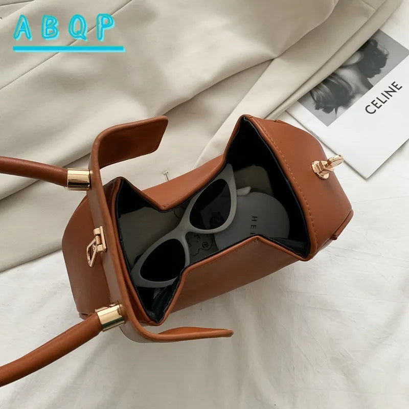 Sac Seau PU Couleur Unie Rétro — Sac À Main & Bandoulière Femme Tendance