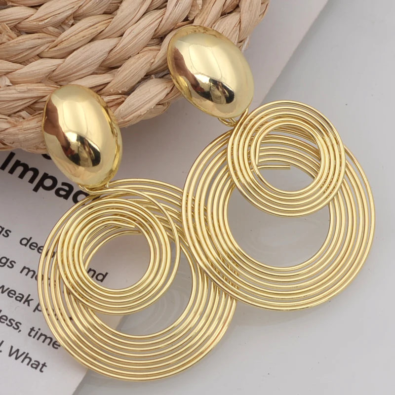 Boucles d'Oreilles Rondes Statement Dorées & Argentées — Bijou Géométrique Femme