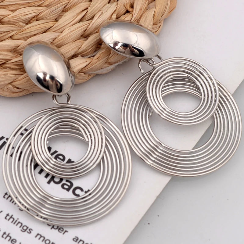 Boucles d'Oreilles Rondes Statement Dorées & Argentées — Bijou Géométrique Femme