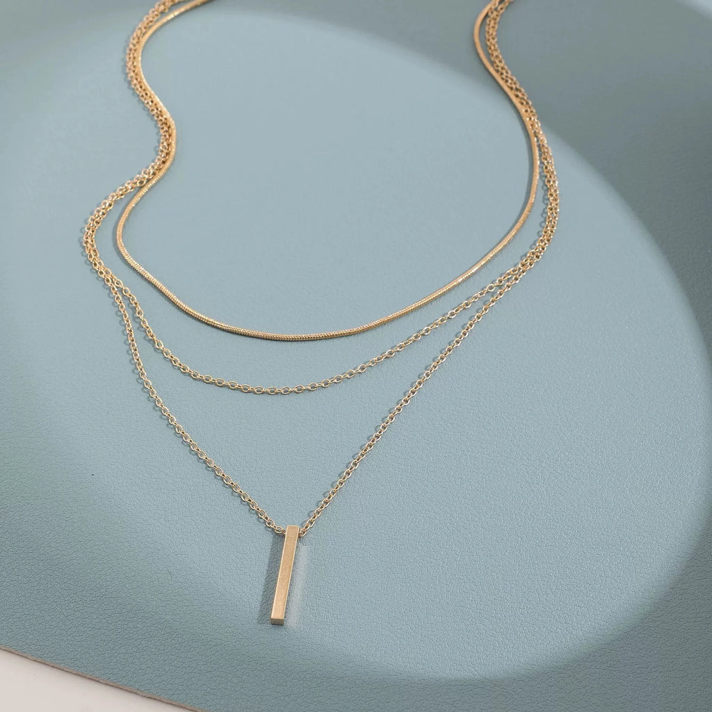 Collier Pendentif Barre Métal Doré — Chaîne Clavicule Femme Minimaliste