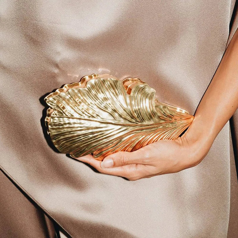 Pochette Soirée Luxe Feuilles Dorées — Clutch Acrylique Rigide Chaîne Femme