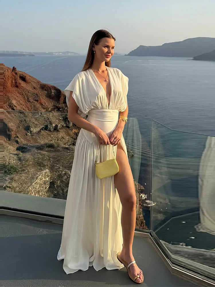Robe Longue Blanche Col V Fendue Sans Manches — Plissée Élégante Femme