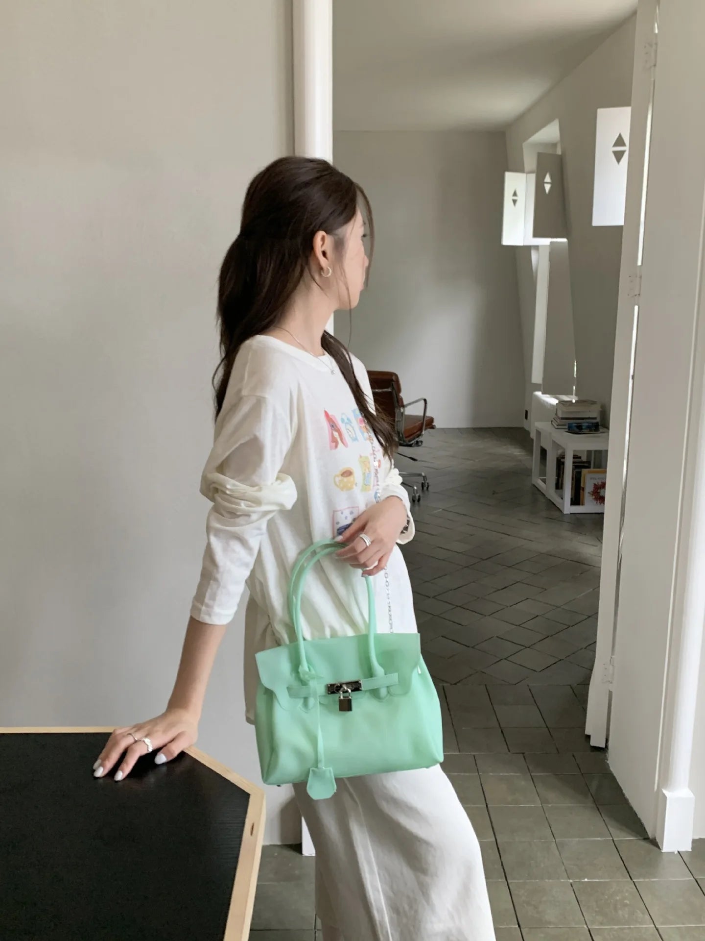 Sac Jelly Y2K — Tote Bag PVC Imperméable Couleurs Bonbon Été 2026