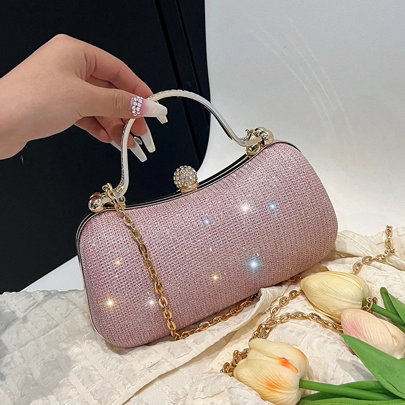 Pochette Soirée Bouton Élégante — Petit Sac Femme Tendance 2026
