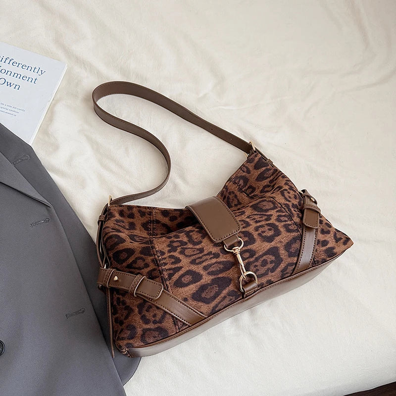 Sac Bandoulière Daim Léopard Patchwork — Crossbody Souple Femme Tendance