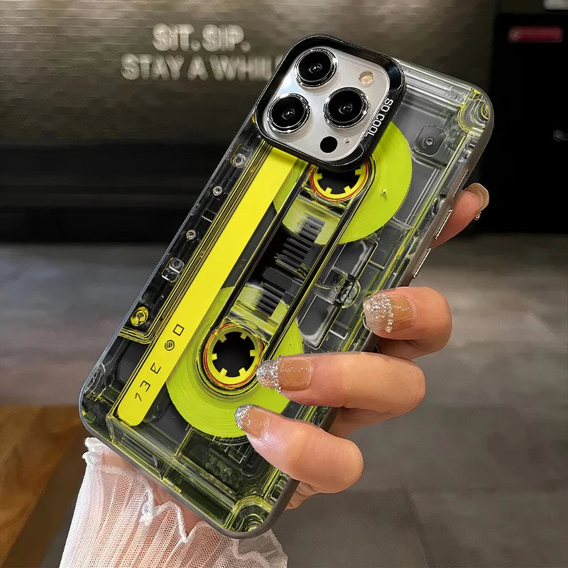 Coque Créative Cassette Tape — iPhone 11 à 17 Pro Max, Anti-Chute, Mat