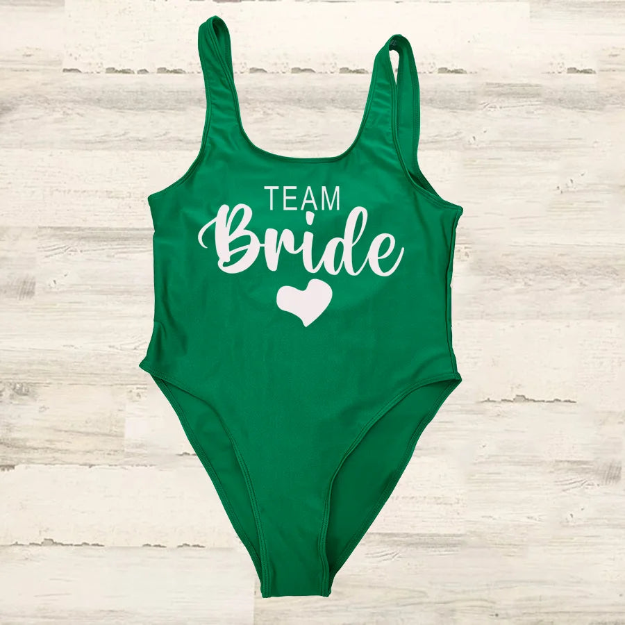 Maillot Une Pièce Team Bride EVJF 2026 — High Cut Dos Nu Femme S-3XL