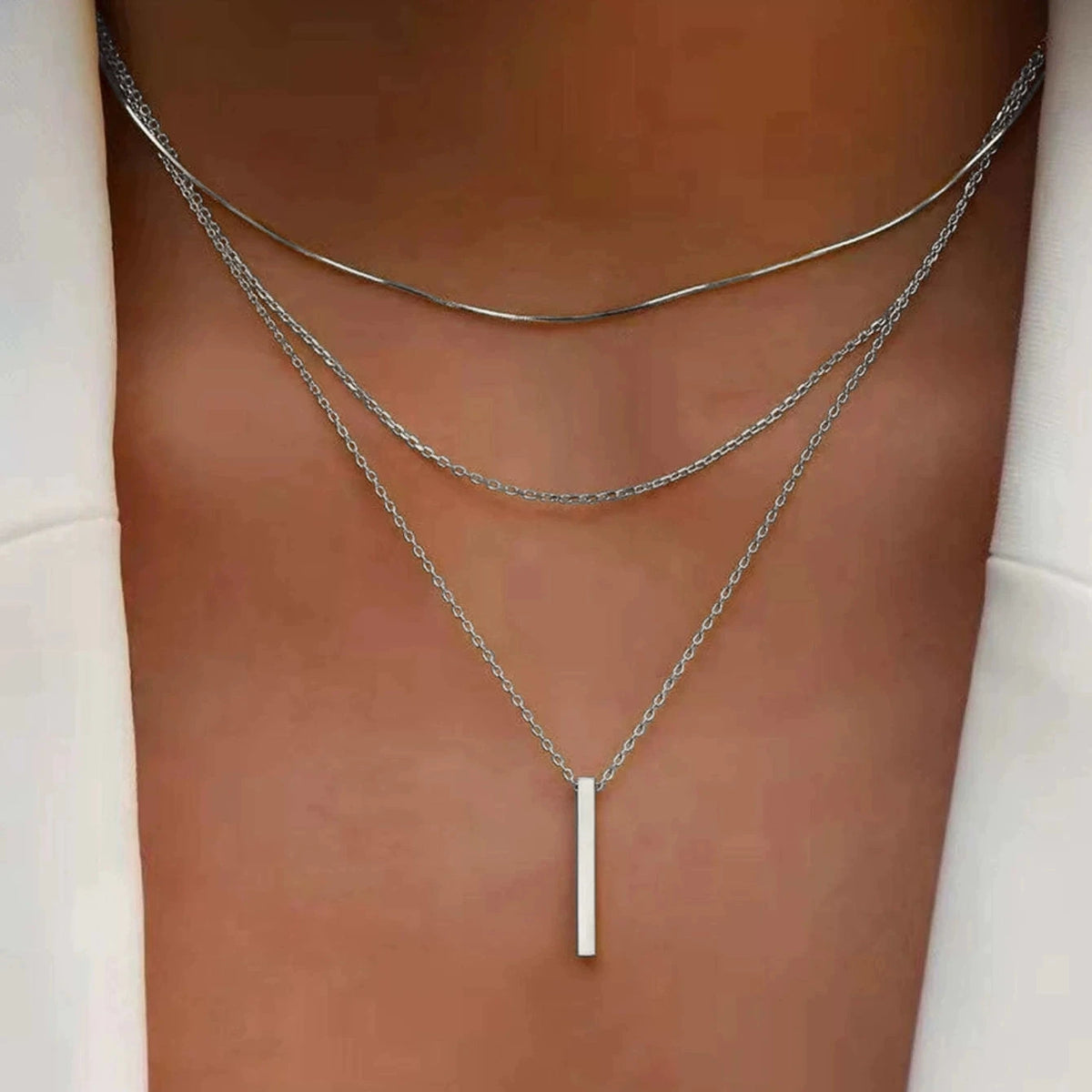 Collier Pendentif Barre Métal Doré — Chaîne Clavicule Femme Minimaliste