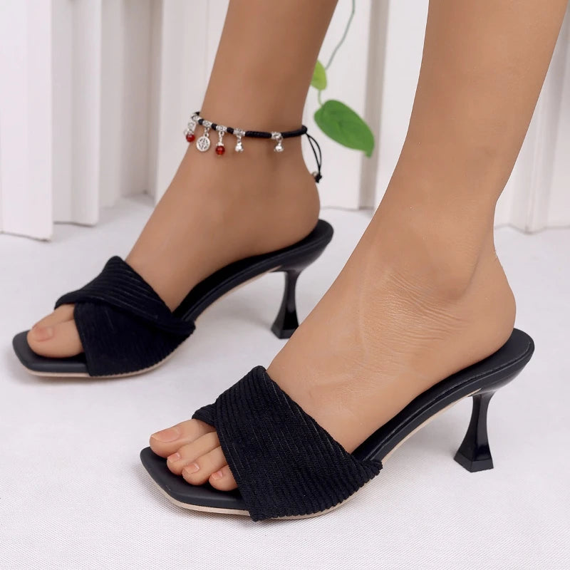 Sandales Talon Haut Bout Carré Slip-On Femme — Confort & Tempérament Été 2025