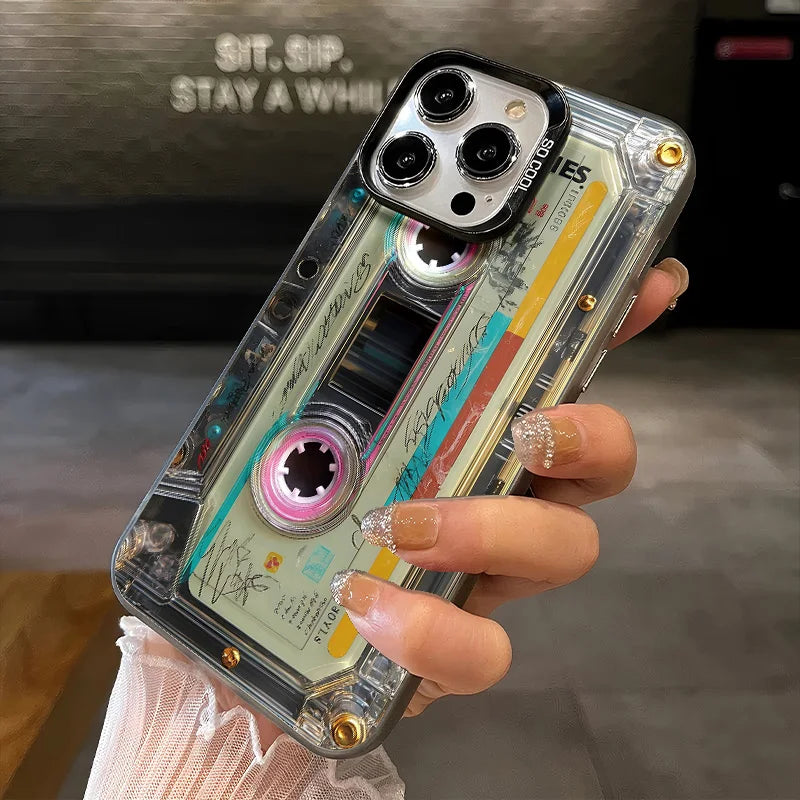 Coque Créative Cassette Tape — iPhone 11 à 17 Pro Max, Anti-Chute, Mat