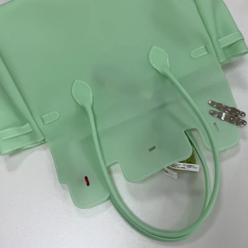 Sac Jelly Y2K — Tote Bag PVC Imperméable Couleurs Bonbon Été 2026