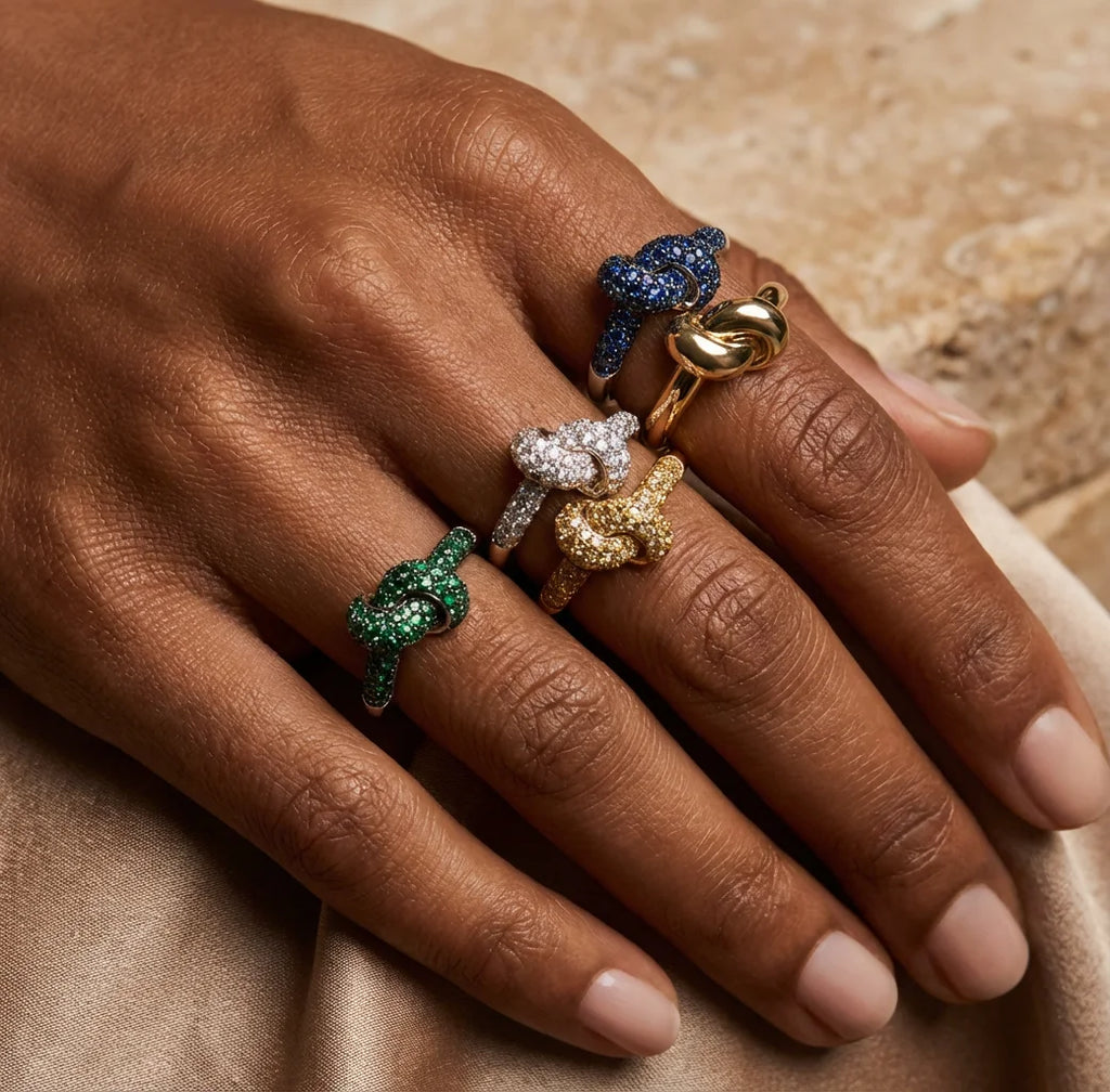 Bague Nœud Zircon en Acier Inoxydable Plaqué Or 18K — Bijou Femme, 4 Coloris, Tailles 6-8