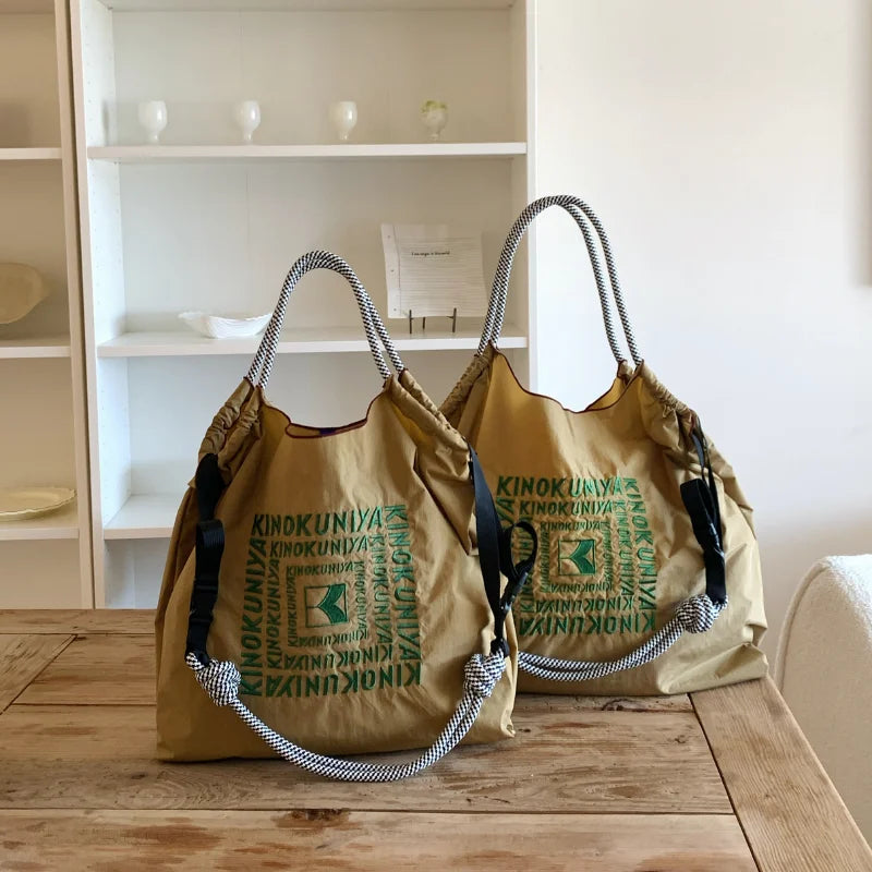 Sac Épaule Nylon Brodé Pliable — Tote Bag Femme Léger & Multifonction