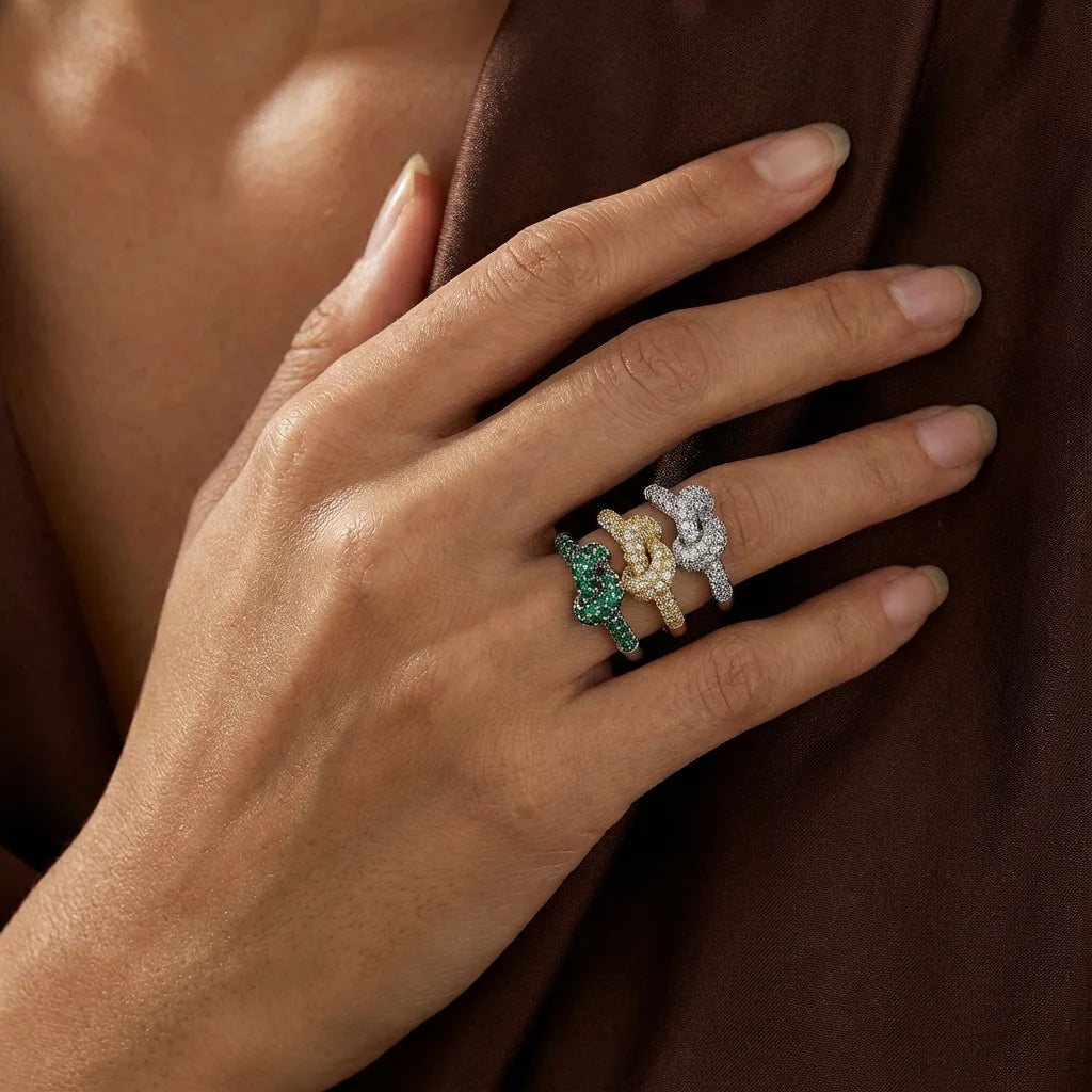 Bague Nœud Zircon en Acier Inoxydable Plaqué Or 18K — Bijou Femme, 4 Coloris, Tailles 6-8