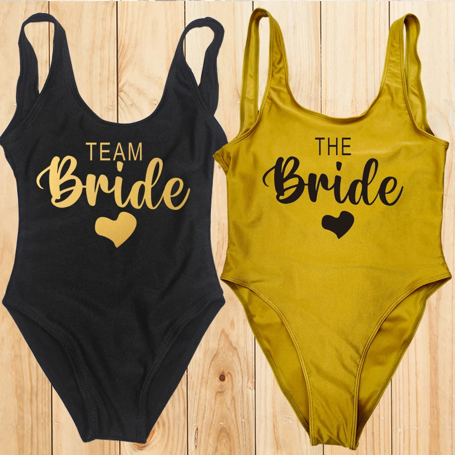 Maillot Une Pièce Team Bride EVJF 2026 — High Cut Dos Nu Femme S-3XL