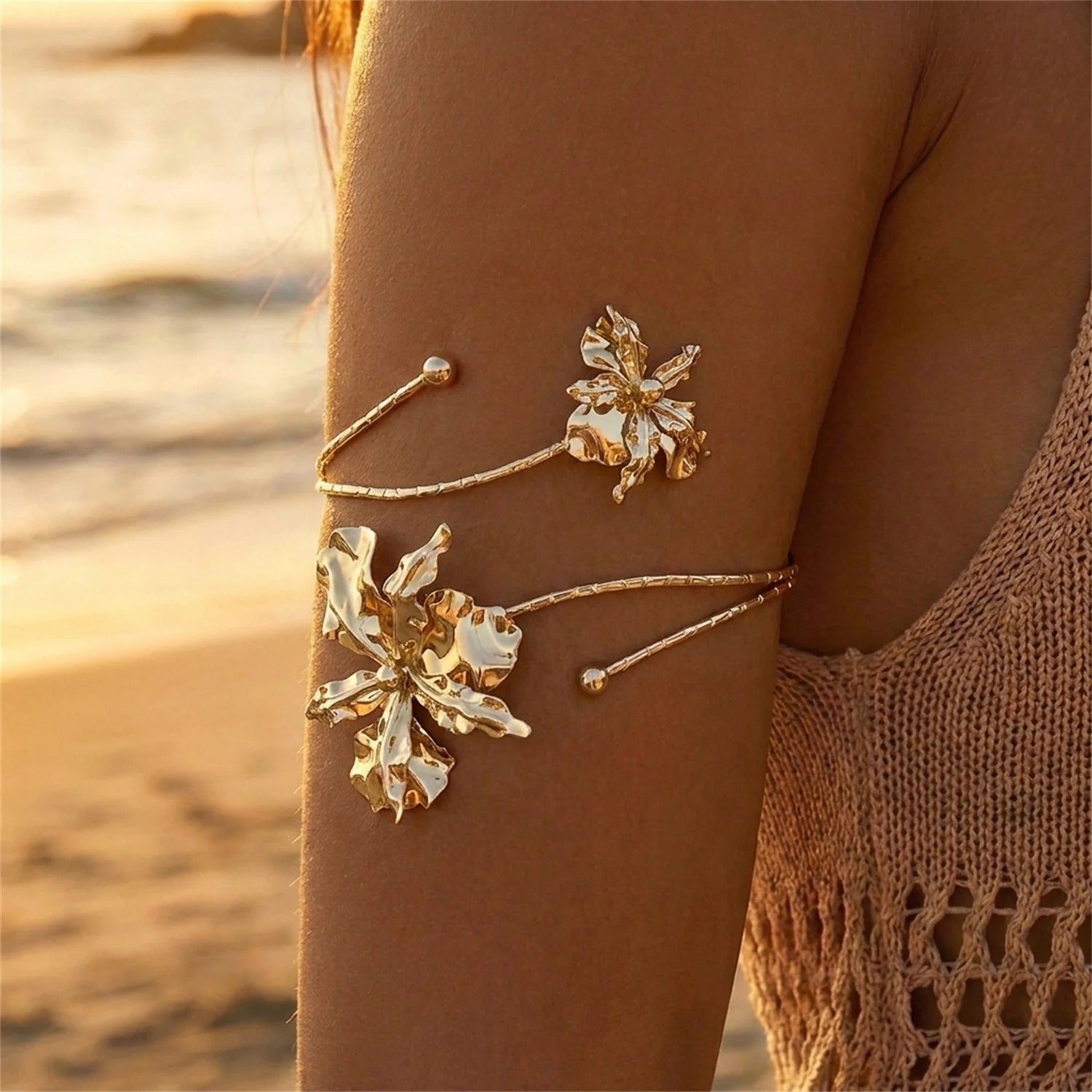 Bracelet Bras Fleur Émail Boho Ajustable — Bijou de Corps Plage Femme