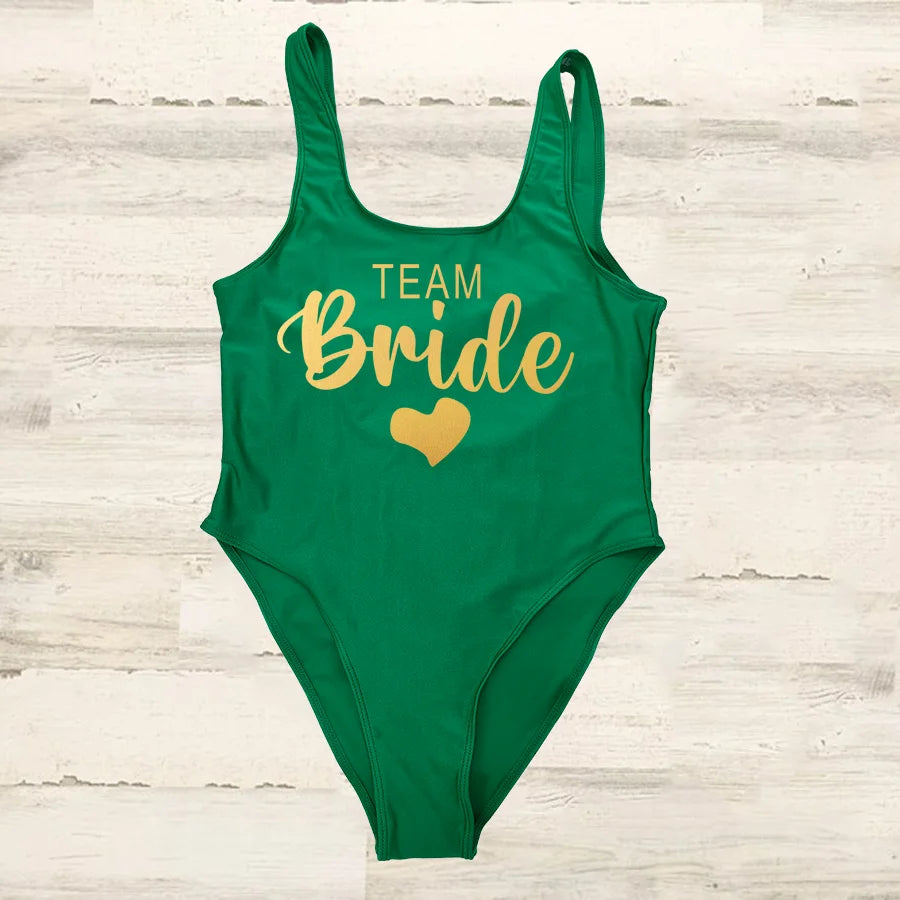 Maillot Une Pièce Team Bride EVJF 2026 — High Cut Dos Nu Femme S-3XL