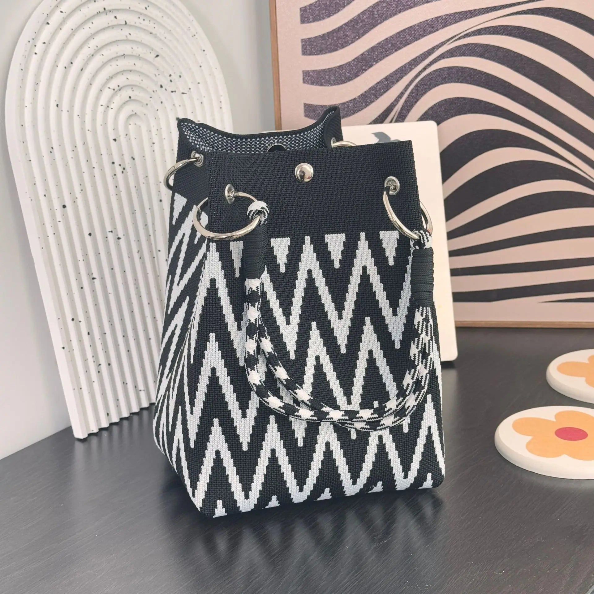 Mini Sac Seau Tricoté — Pochette Femme Motifs Géométriques Bohème