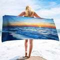 Serviette de Plage Coucher de Soleil sur l’Océan — Séchage Rapide, Anti-UV, Anti-Sable