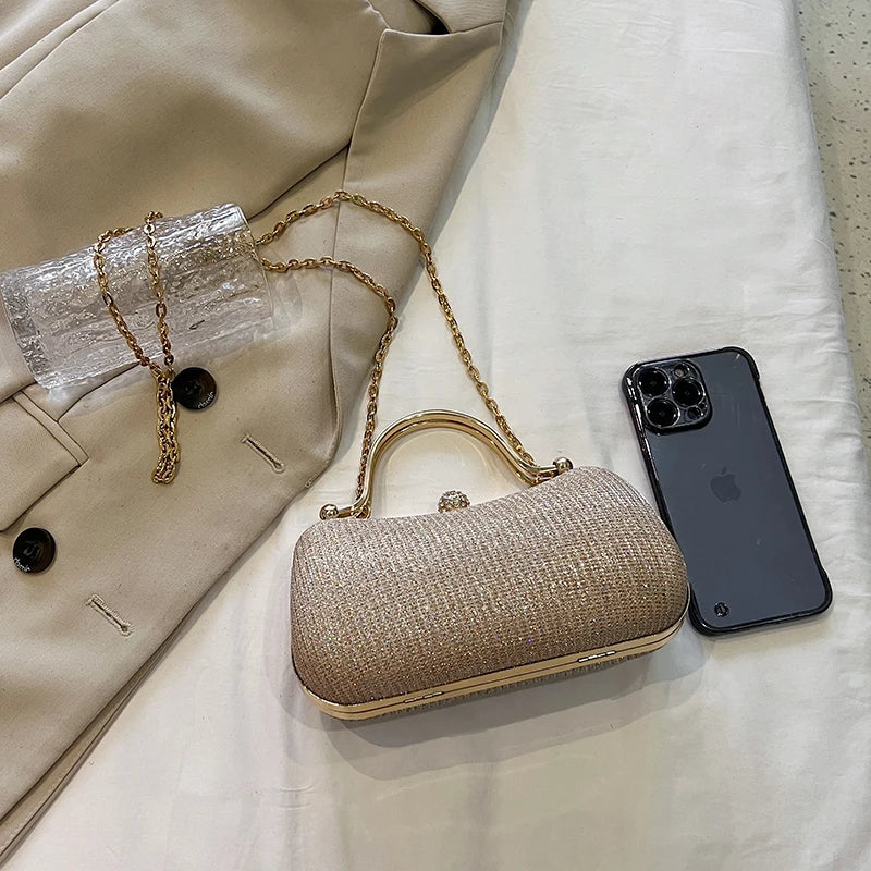 Pochette Soirée Bouton Élégante — Petit Sac Femme Tendance 2026