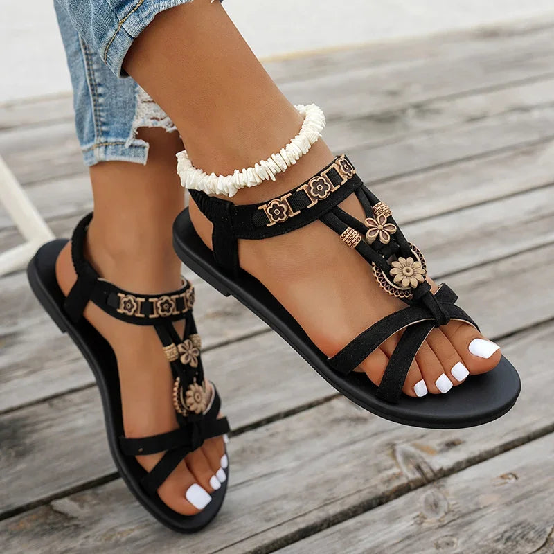 Sandales Bohèmes Fleurs Perlées Femme 2025 — Style Romain Plat Léger Plage