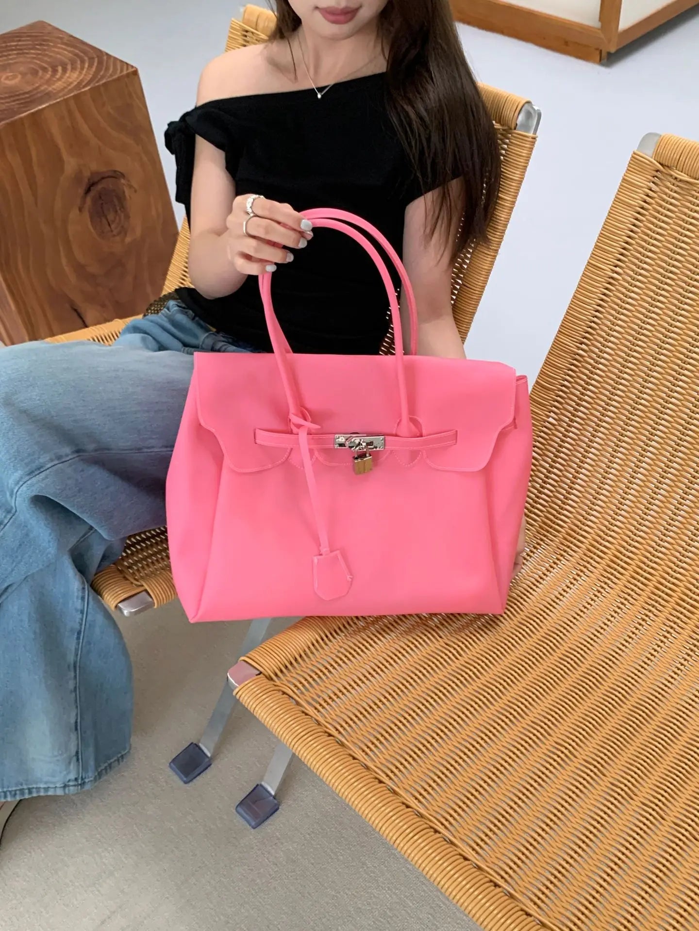 Sac Jelly Y2K — Tote Bag PVC Imperméable Couleurs Bonbon Été 2026