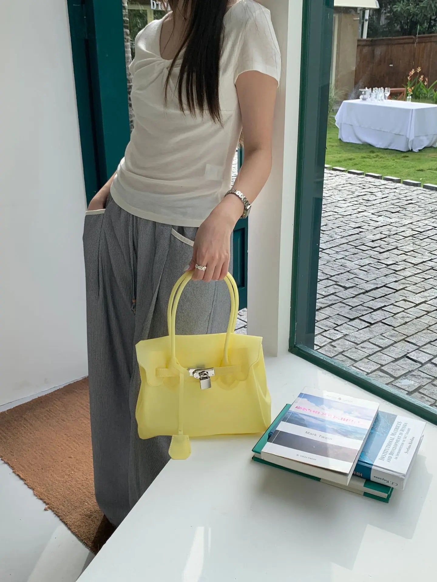 Sac Jelly Y2K — Tote Bag PVC Imperméable Couleurs Bonbon Été 2026