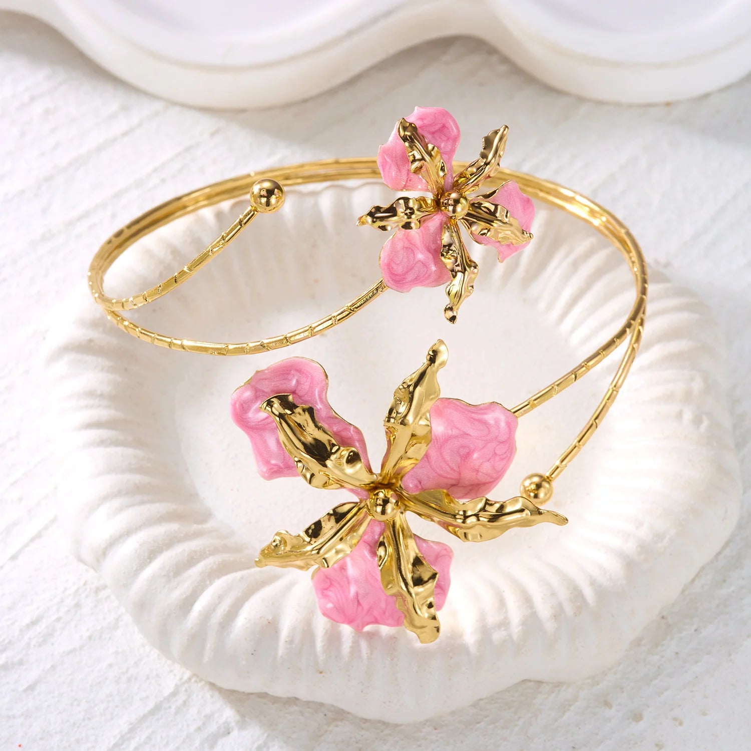 Bracelet Bras Fleur Émail Boho Ajustable — Bijou de Corps Plage Femme
