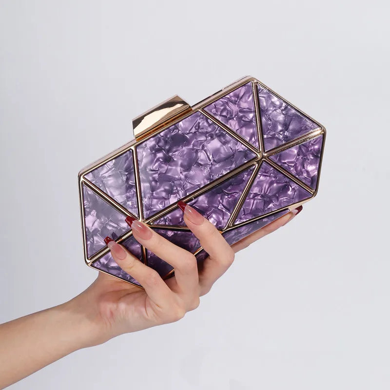 Pochette Losange Acrylique & Métal — Clutch Soirée Chaîne Femme Design Luxe